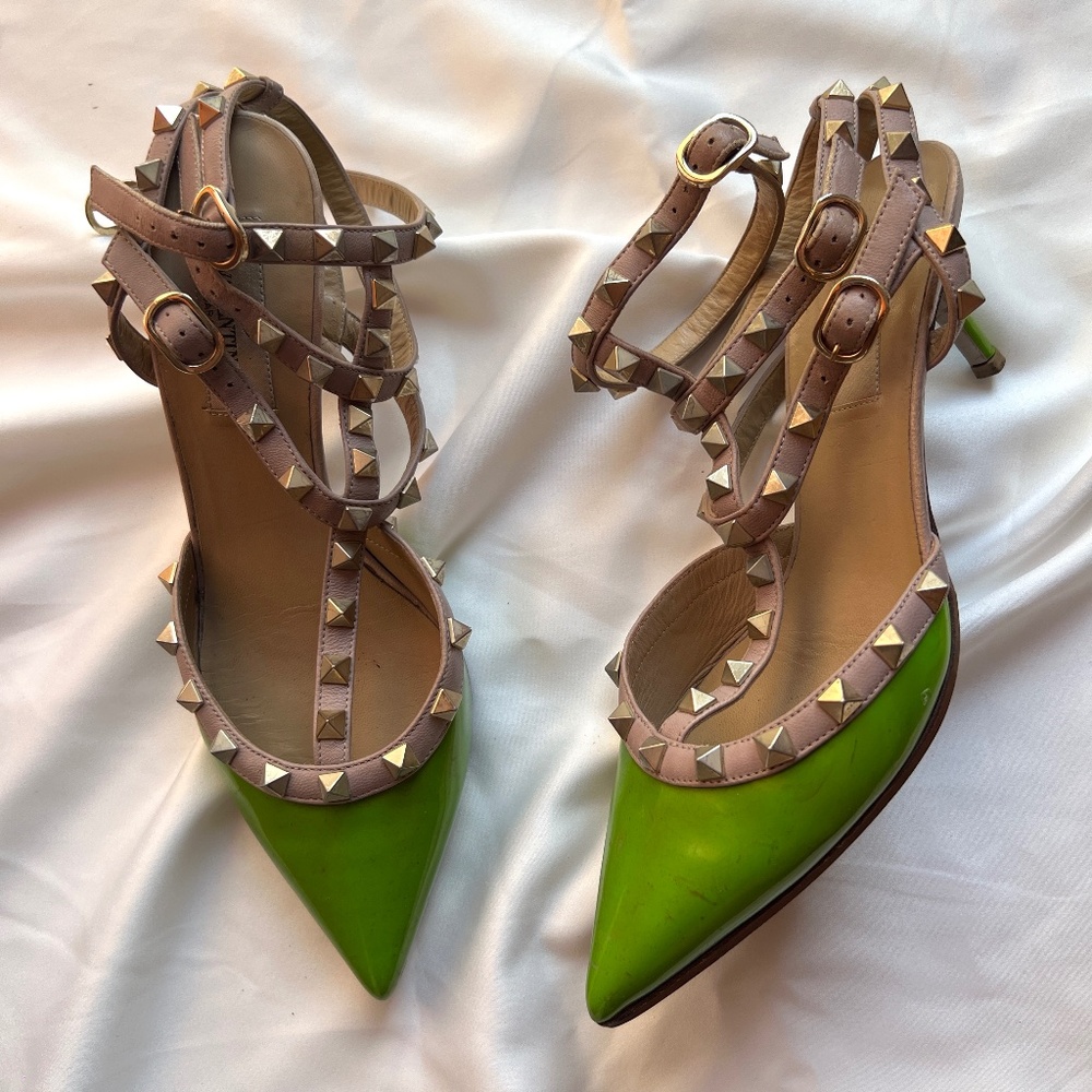 Authentic Valentino Garavani studded heels Green